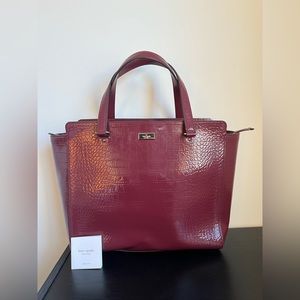 ✨LIKE NEW✨Kate Spade. Elissa Bristol Drive Croc Cherrywood Tote.